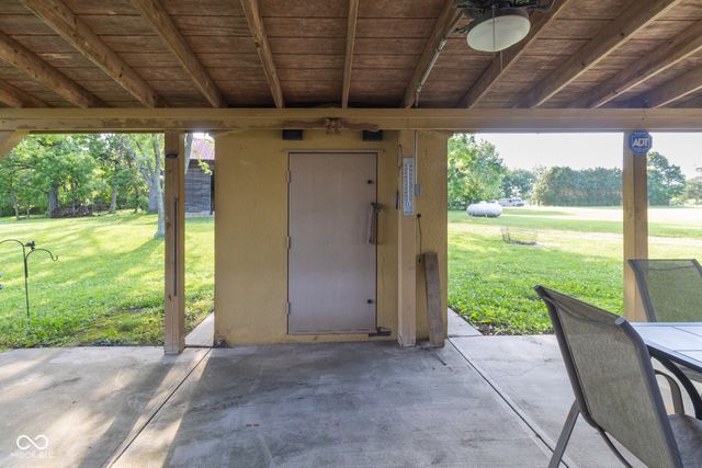 4094 S County Road 200 E, Clayton, IN 46118