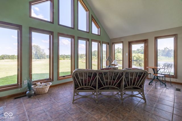 4094 S County Road 200 E, Clayton, IN 46118