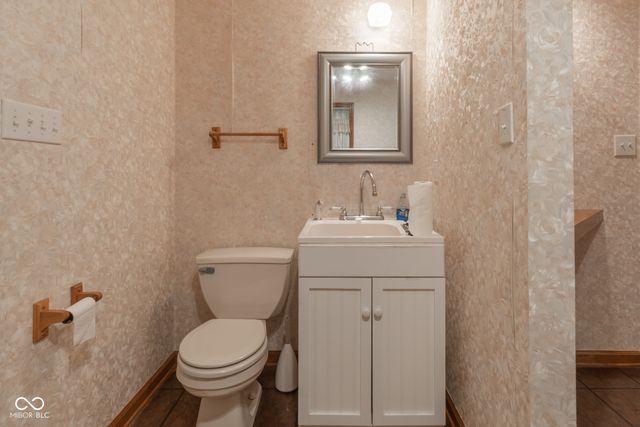 4094 S County Road 200 E, Clayton, IN 46118