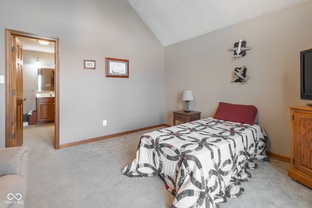 4094 S County Road 200 E, Clayton, IN 46118