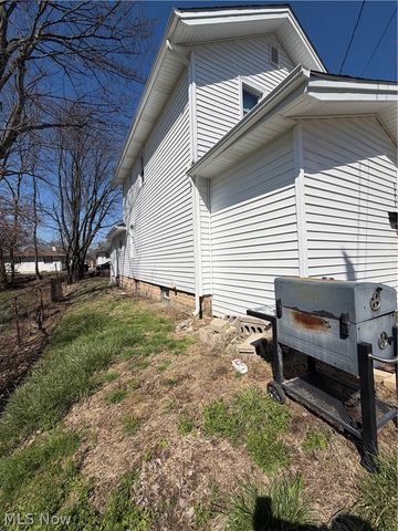 1213 Smithfarm Avenue, Akron, OH 44305