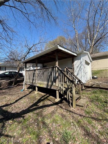 1213 Smithfarm Avenue, Akron, OH 44305