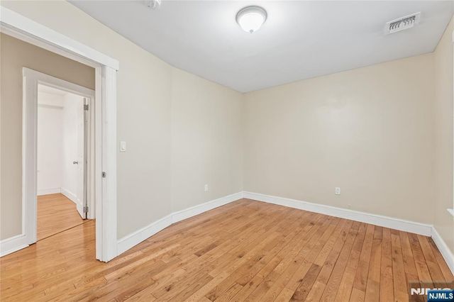 3 Sisco Place, Clifton, NJ 07011
