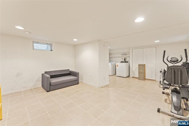 3 Sisco Place, Clifton, NJ 07011