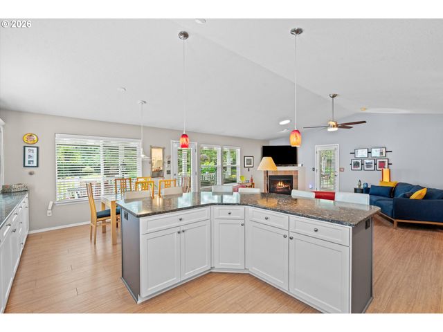 12010 Ne 49TH Ct, Vancouver, WA 98686