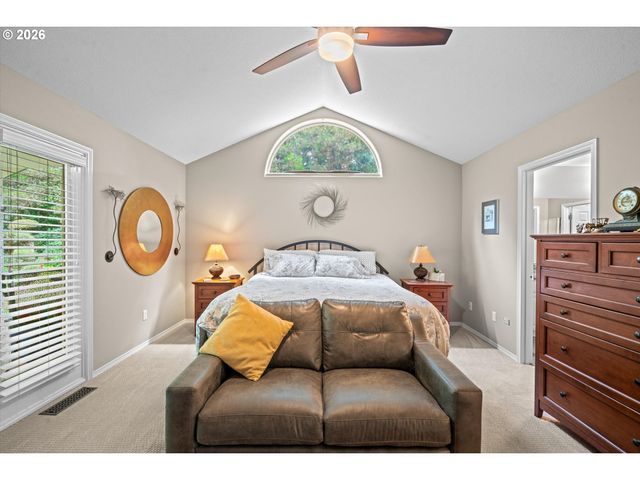 12010 Ne 49TH Ct, Vancouver, WA 98686