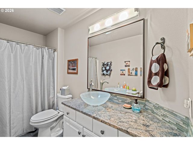 12010 Ne 49TH Ct, Vancouver, WA 98686