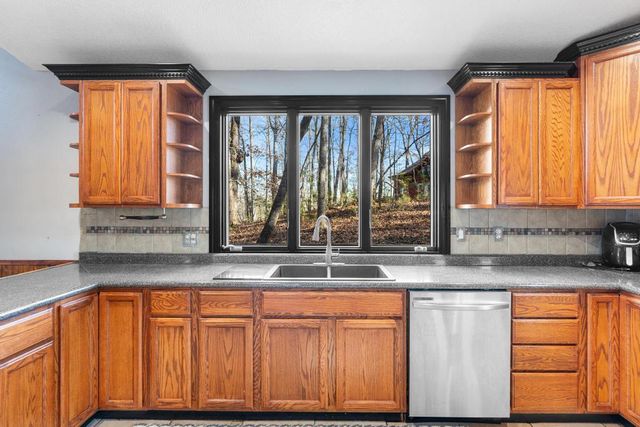 233 Chestnut Drive, Westminster, SC 29693