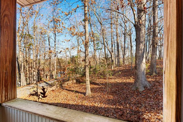 233 Chestnut Drive, Westminster, SC 29693