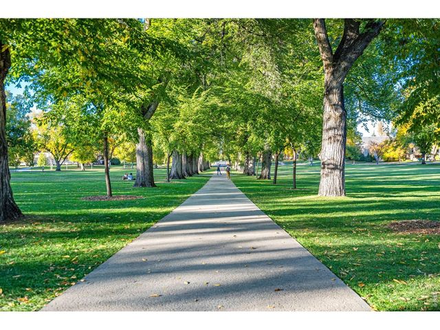 1209 W Plum St B-2, Fort Collins, CO 80521