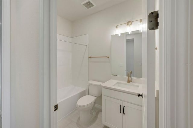 5024 CHAPEL ROW AVENUE, Apollo Beach, FL 33572