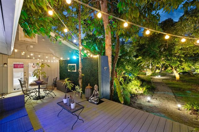 7720 SW 79th Ct, Miami, FL 33143