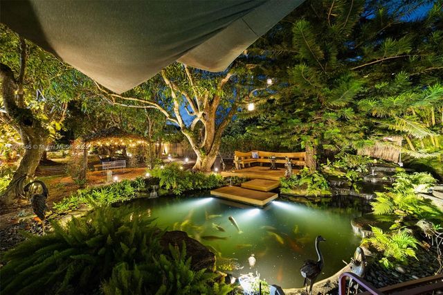 7720 SW 79th Ct, Miami, FL 33143