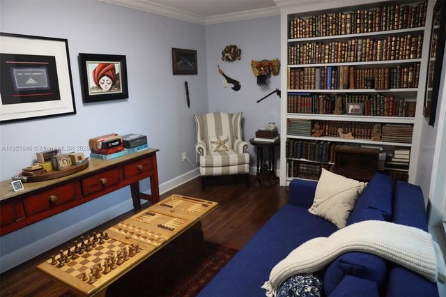 7720 SW 79th Ct, Miami, FL 33143