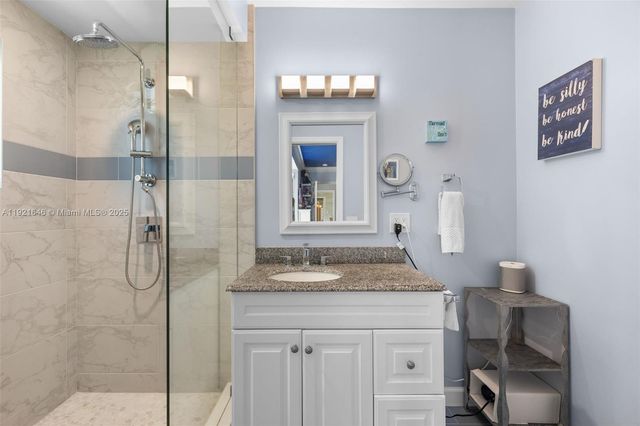 7720 SW 79th Ct, Miami, FL 33143