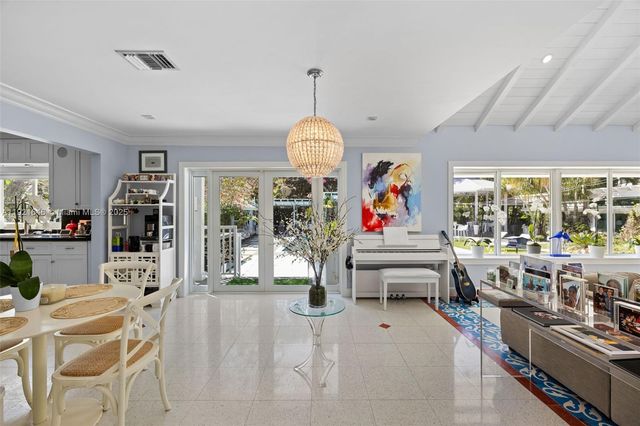 7720 SW 79th Ct, Miami, FL 33143