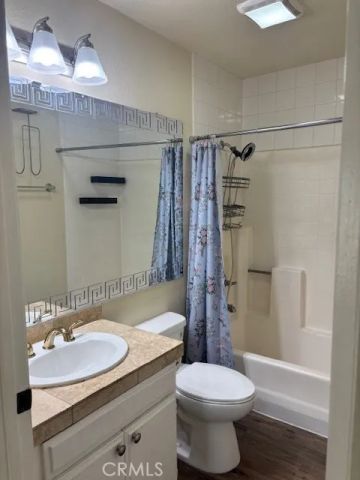 7035 Woodley, Van Nuys, CA 91406