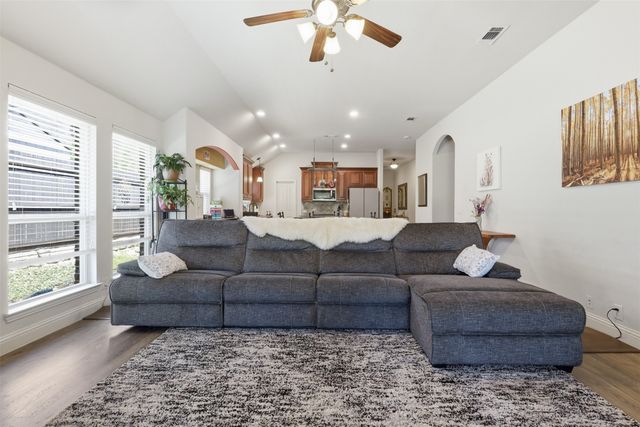 1216 Barberry Drive, Burleson, TX 76028