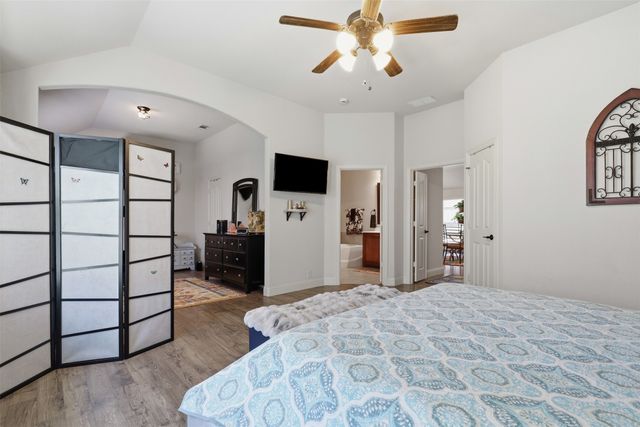 1216 Barberry Drive, Burleson, TX 76028