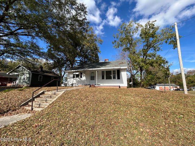 100 Howell Street, Greenville, NC 27834