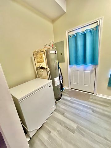 522 E Standifer Street, Hamilton, TX 76531