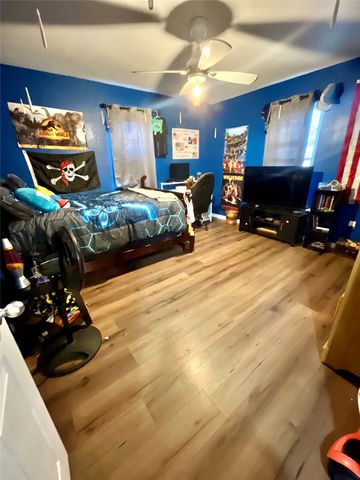 522 E Standifer Street, Hamilton, TX 76531