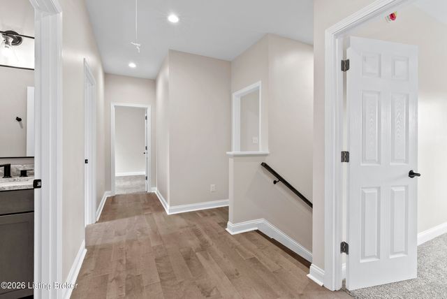 559 Ford Dr, Mt Washington, KY 40047