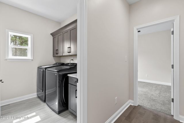 559 Ford Dr, Mt Washington, KY 40047