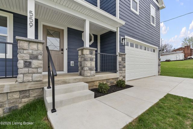 559 Ford Dr, Mt Washington, KY 40047