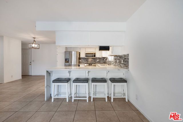 1121 Chagal Avenue, Lancaster, CA 93535