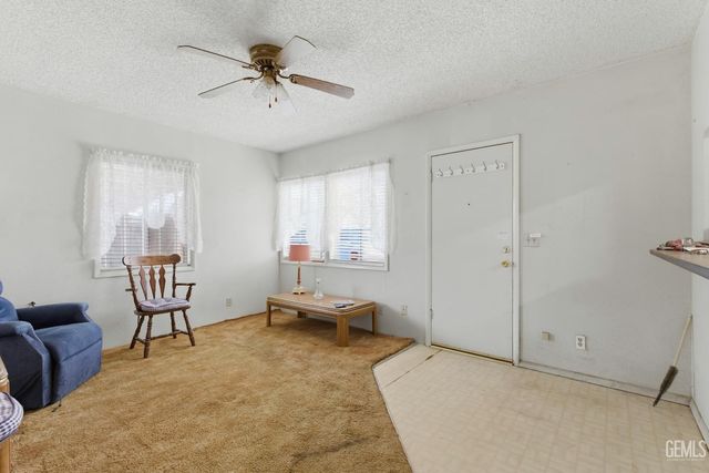 1241 Wilson Avenue, Bakersfield, CA 93308