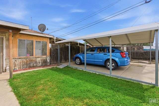 1241 Wilson Avenue, Bakersfield, CA 93308