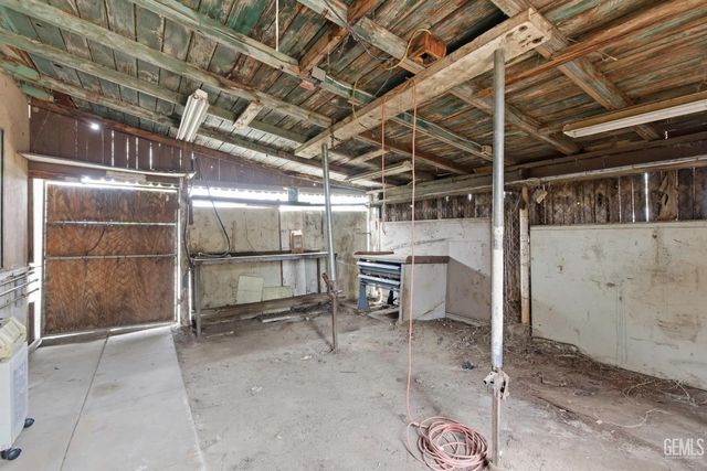 1241 Wilson Avenue, Bakersfield, CA 93308