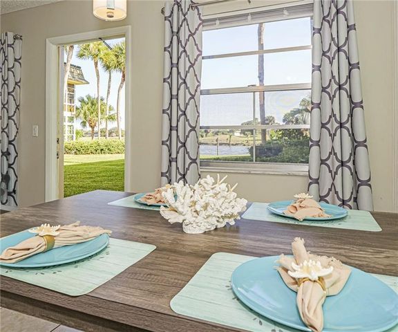 36 Vista Gardens Trail 103, Vero Beach, FL 32962