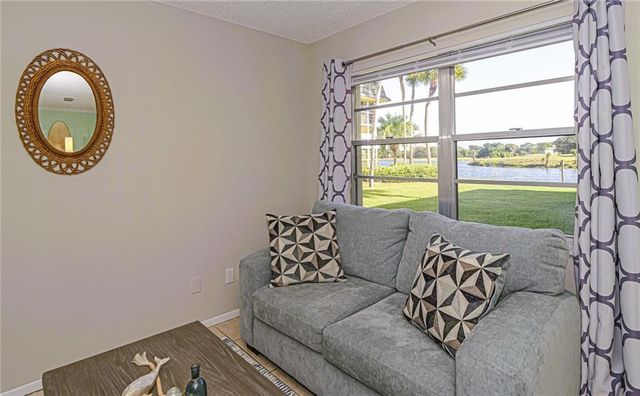 36 Vista Gardens Trail 103, Vero Beach, FL 32962