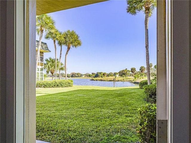 36 Vista Gardens Trail 103, Vero Beach, FL 32962