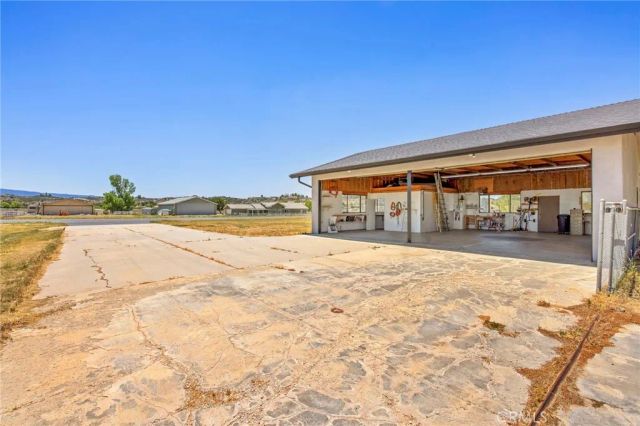 49585 Flightline Way, Aguanga, CA 92536