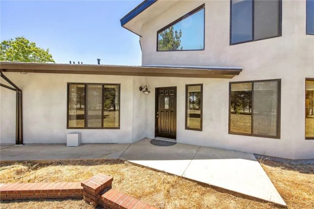 49585 Flightline Way, Aguanga, CA 92536