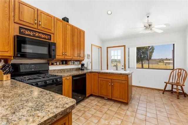 49585 Flightline Way, Aguanga, CA 92536