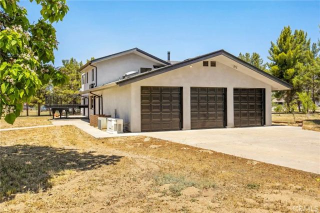 49585 Flightline Way, Aguanga, CA 92536