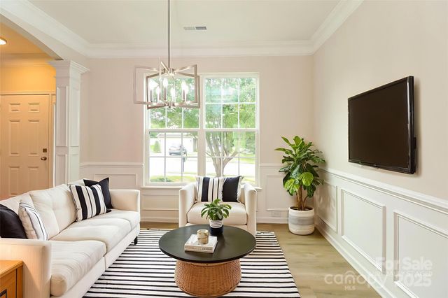 200 Kingston Drive, Mount Holly, NC 28120