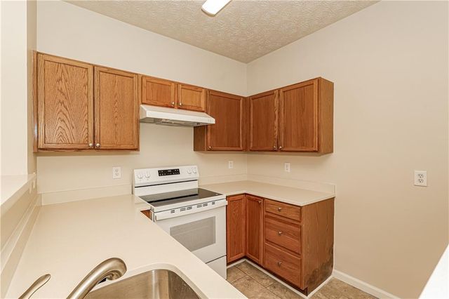 6117 Camden Forrest Cove, Riverdale, GA 30296