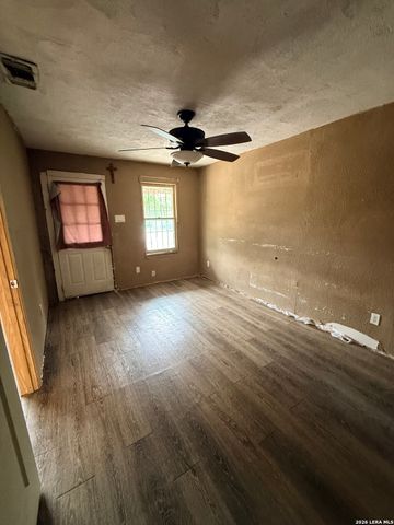 2412 POTOSI ST, San Antonio, TX 78207