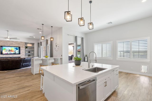 8523 N 192nd Avenue, Waddell, AZ 85355