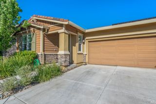 355 Marigold Dr, Vacaville, CA 95687
