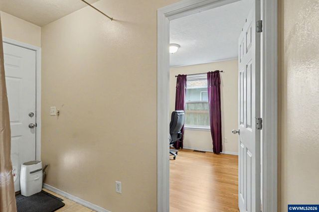 963 Rodan Av SE, Salem, OR 97306