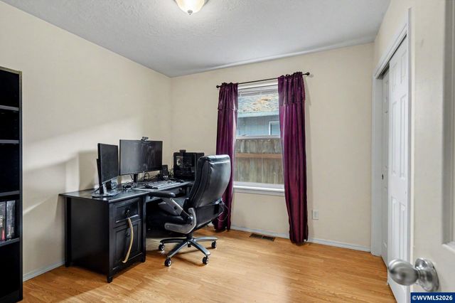 963 Rodan Av SE, Salem, OR 97306