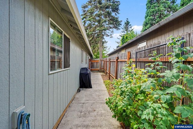 963 Rodan Av SE, Salem, OR 97306