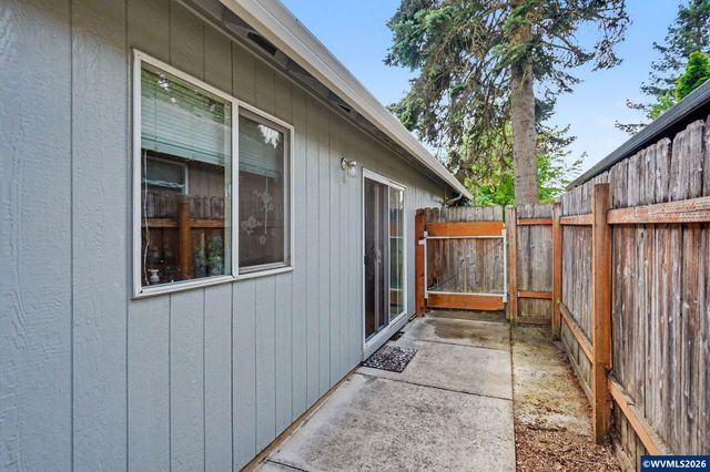 963 Rodan Av SE, Salem, OR 97306