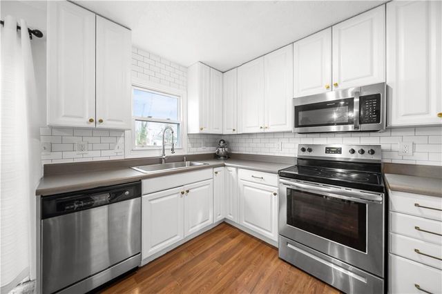 7335 Nall Avenue, Prairie Village, KS 66208